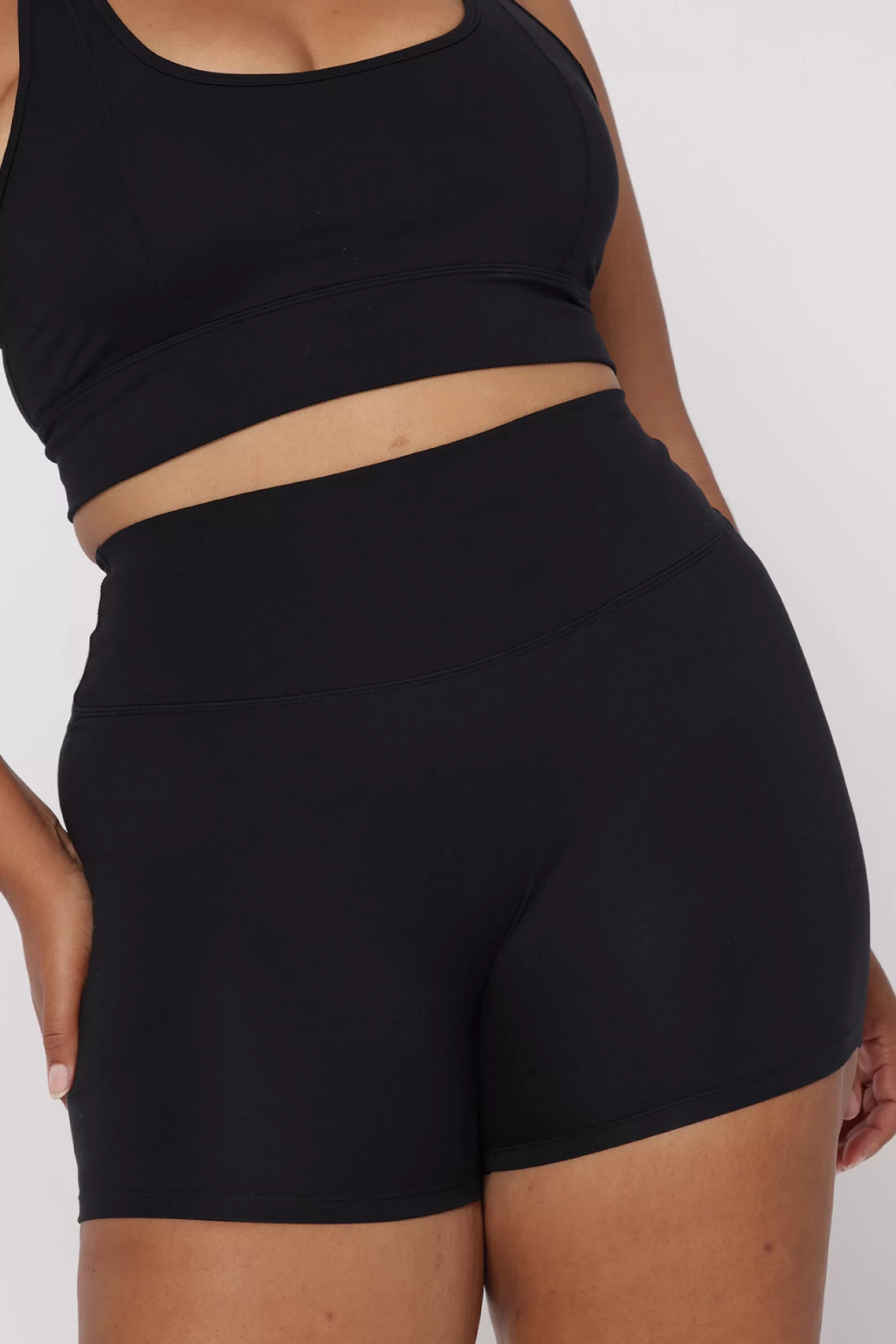 SASKI Shorts>Bike Shorts 4" | Black